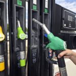 Energie : les prix des carburants poursuivent leur baisse en France