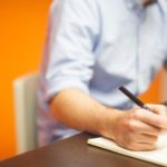 Garde à vue, procès, et 100 000 euros demandés pour un mail syndical dans l’informatique