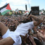Messages anti-Israël à Glastonbury : le gouvernement et la BBC forcés de réagir