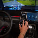 Les notifications sur smartphone « doublent le risque d’accident » au volant, selon une étude
