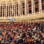Assemblée nationale : un an après la dissolution, le Palais-Bourbon a le bourdon