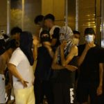 Les émeutes anti-immigrés après l’agression d’un vieil homme en Espagne relancent le débat politique sur les régularisations