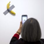 Une œuvre d’art, une banane estimée à 6 millions de dollars mangée par un visiteur lors d’une exposition au centre Pompidou-Metz