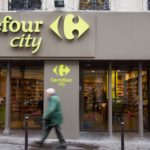L’installation de ce Carrefour City à Paris prend des proportions démesurées
