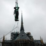 “C’est presque un miracle” : Notre-Dame de Paris retrouve toutes les statues à la base de sa flèche