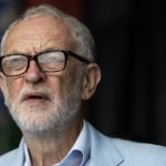 Au Royaume-Uni, l’ancien chef du Parti travailliste Jeremy Corbyn lance une nouvelle formation