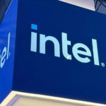 Mais où va Intel ? La firme reverrait encore à la baisse ses ambitions face à TSMC