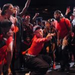 “Cet espace devient cathartique” : avec la série “Ballroom, danser pour exister”, Amandine Gay met en lumière une culture queer historiquement marginalisée