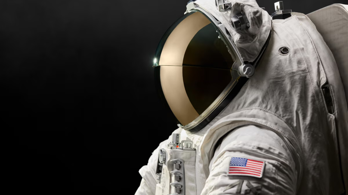Oakley s’envole pour la Lune avec une technologie de visière