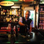 “Saoulé par trop de lois ?” : un projet de restriction de la vente d’alcool critiqué au Kenya