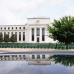 États-Unis : qui sont Kevin Hassett et Kevin Warsh, les candidats de Trump à la tête de la Fed