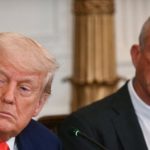 L’administration Trump s’en prend aux vaccins à ARN messager, décisifs pendant le covid