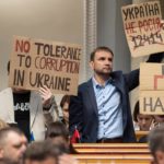 En Ukraine, le Parlement fait marche arrière sur la loi anticorruption après d’importantes manifestations