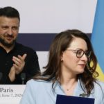 Geste à destination de Washington, usure dans l’opinion publique… Pourquoi Volodymyr Zelensky change-t-il de Premier ministre ?